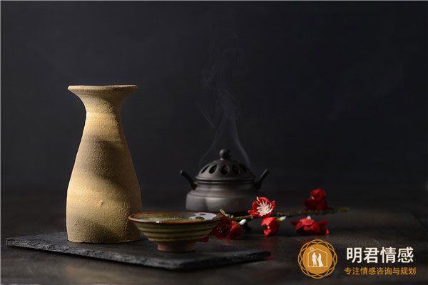 一个男人做什么说明他真的不爱你 一个男人做什么说明他真的不爱你