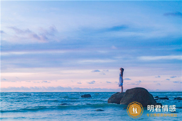 和出轨的老公怎么谈,来看看谈判4步法