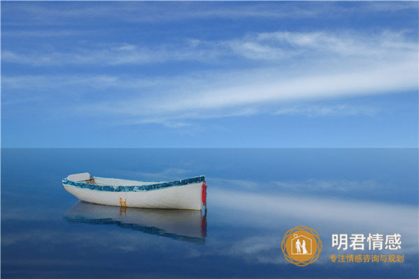跟感情无关的文案,简单干净,人人点赞！