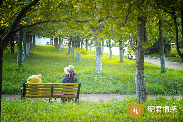 女生婚后不愿做家务的原因,她们的生活很匆忙